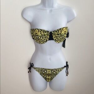 Guess Bikini, Size M, NWT